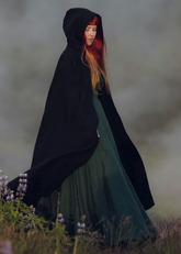 🌿 Elegant Green Linen Dress with Victorian Cape | Timeless Medieval Design| ميدفيل